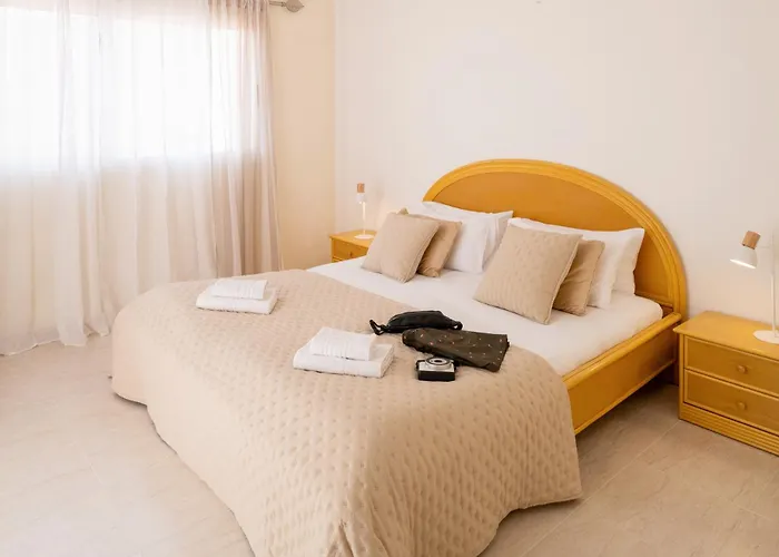 Дом отдыха Enchanting Portocervo