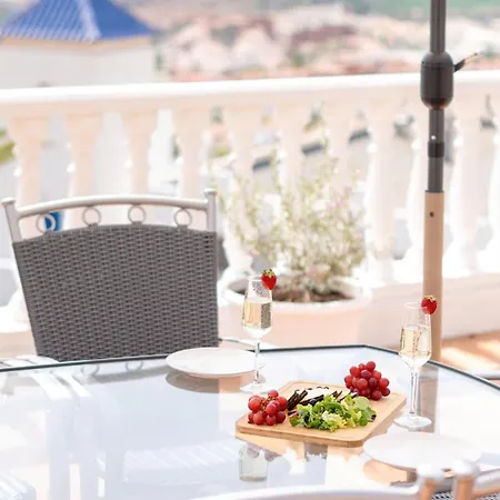 Сasa de vacaciones Enchanting Portocervo Heated Pool Sea View *