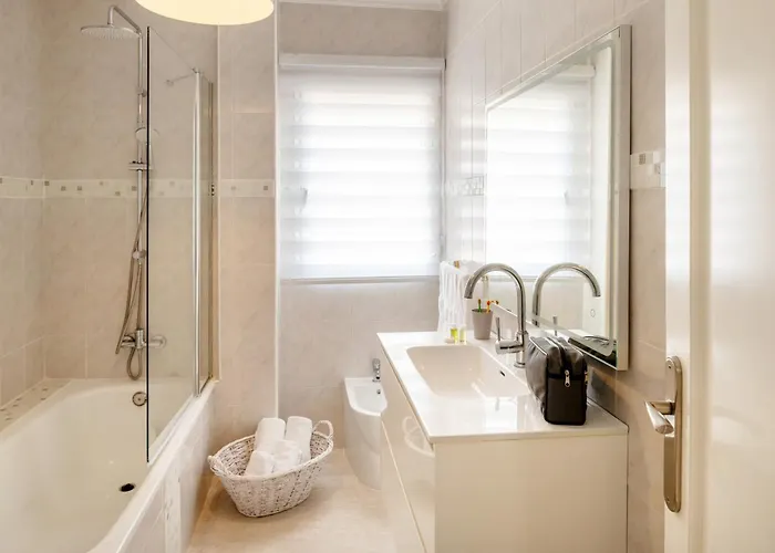 Будинок відпочинку Enchanting Portocervo